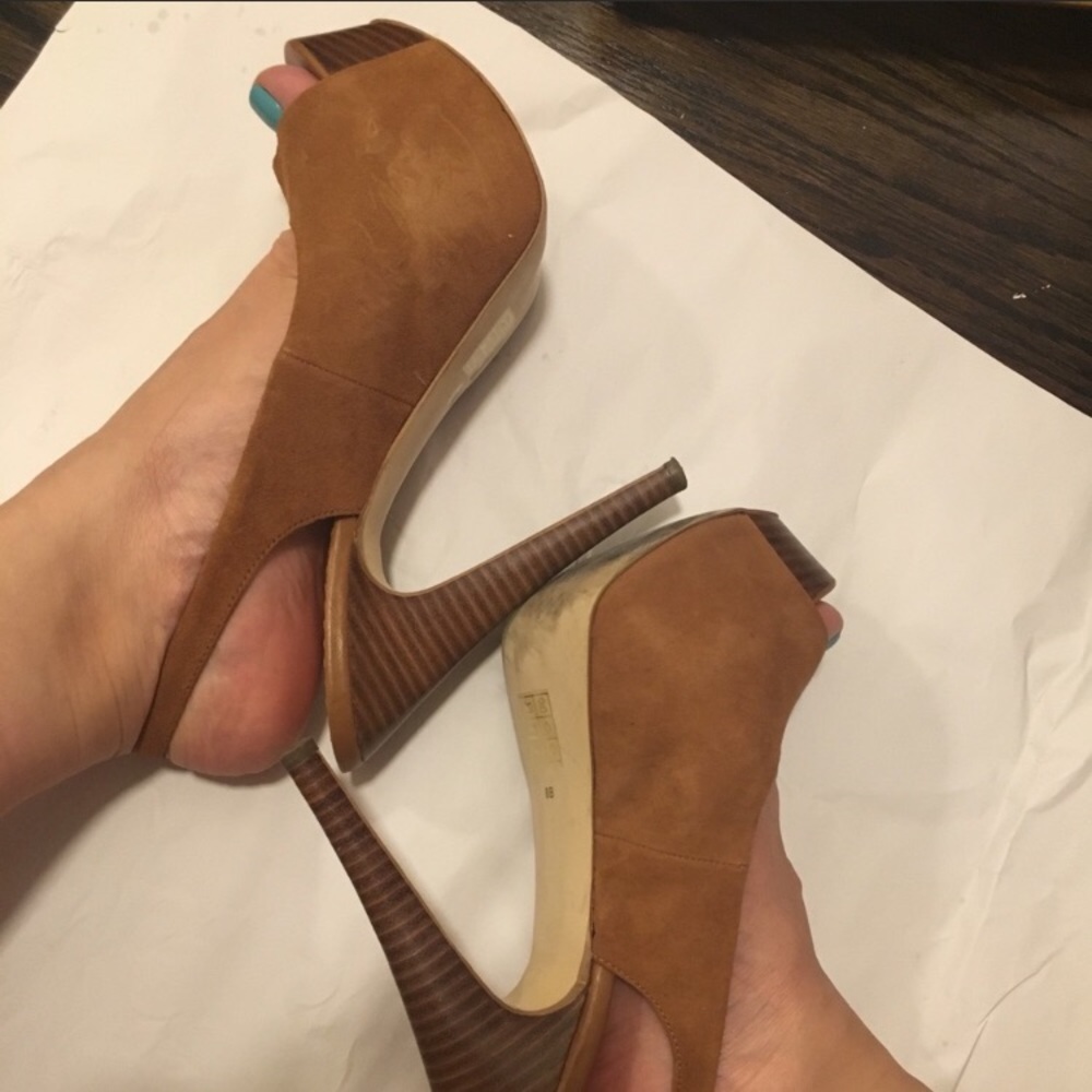 Bebe brown suede high heels size 8